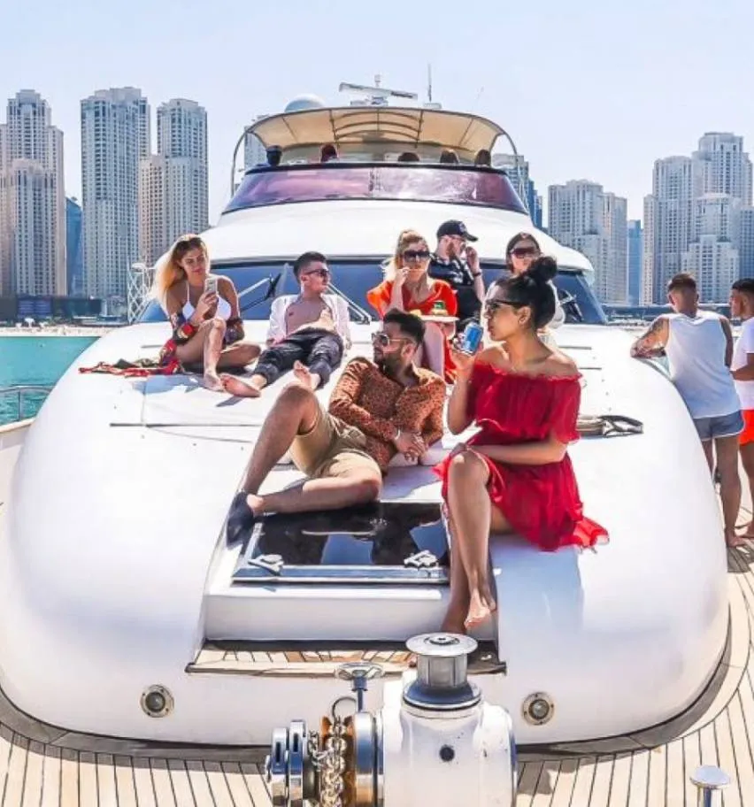 Small Yacht Rental Dubai Tour Highlights